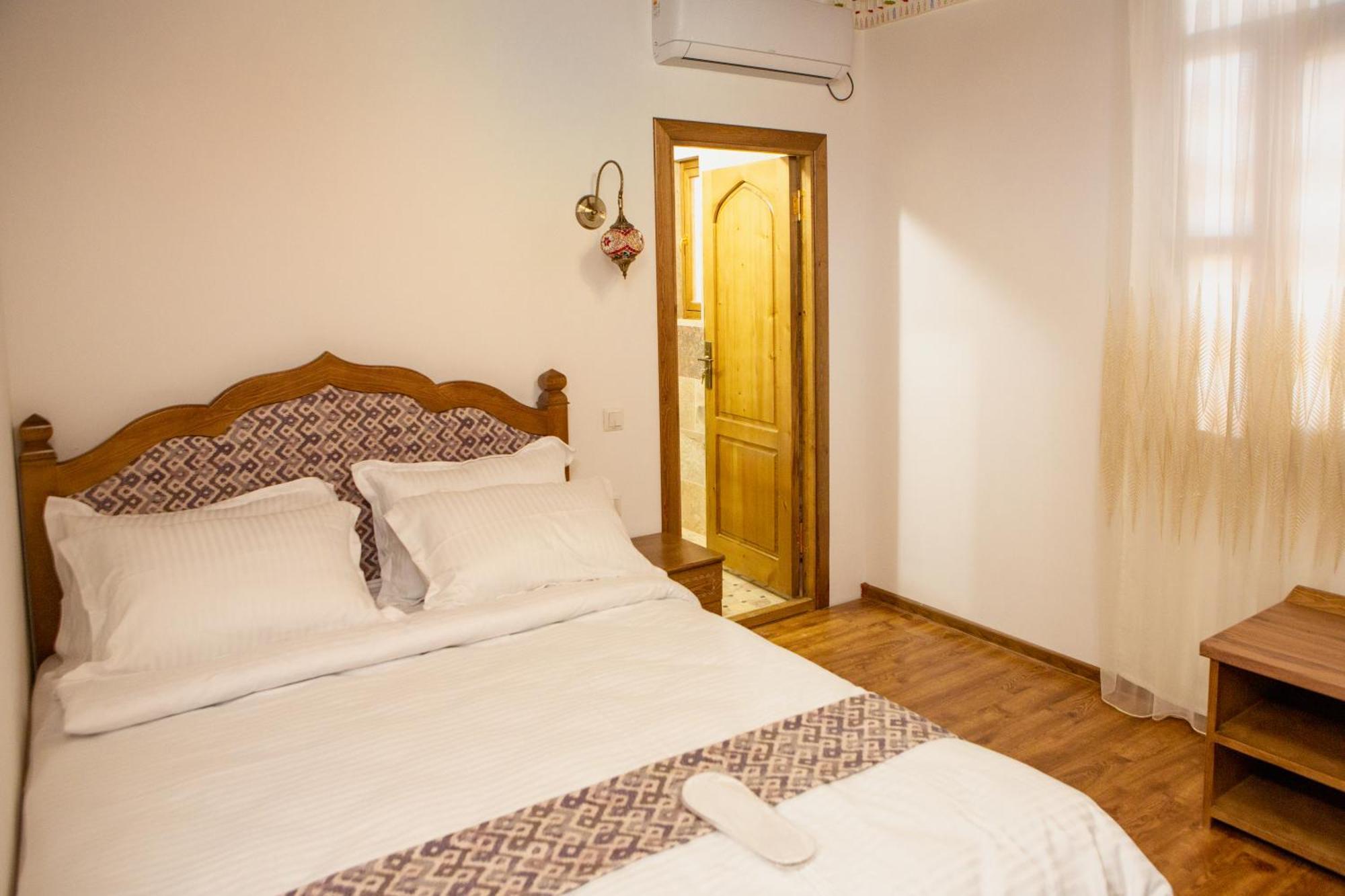 Istat Boutique Hotel Bucara Exterior foto